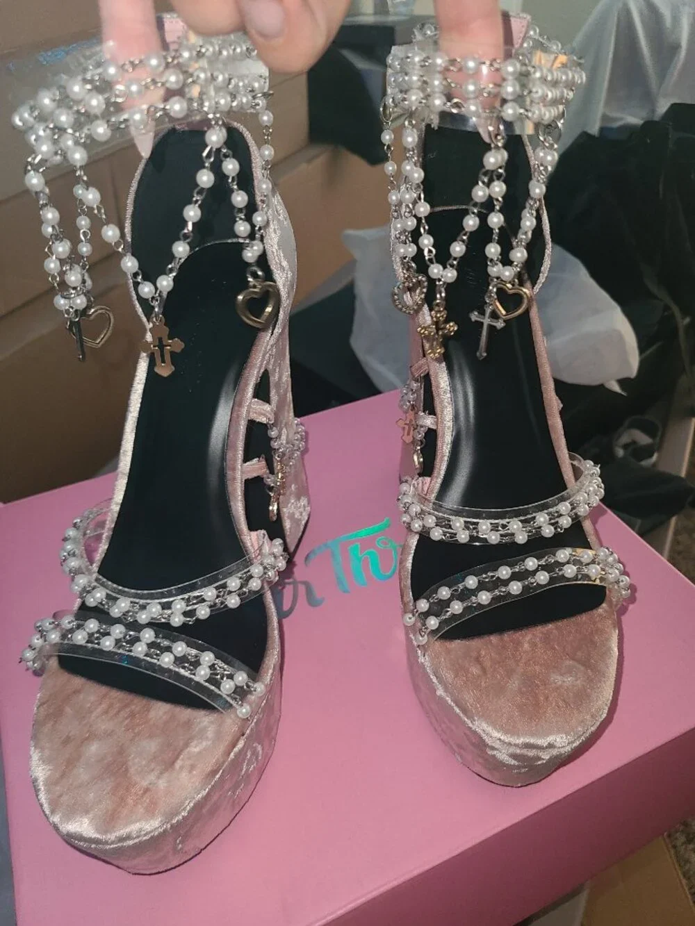 Sugar Thrillz walk worn